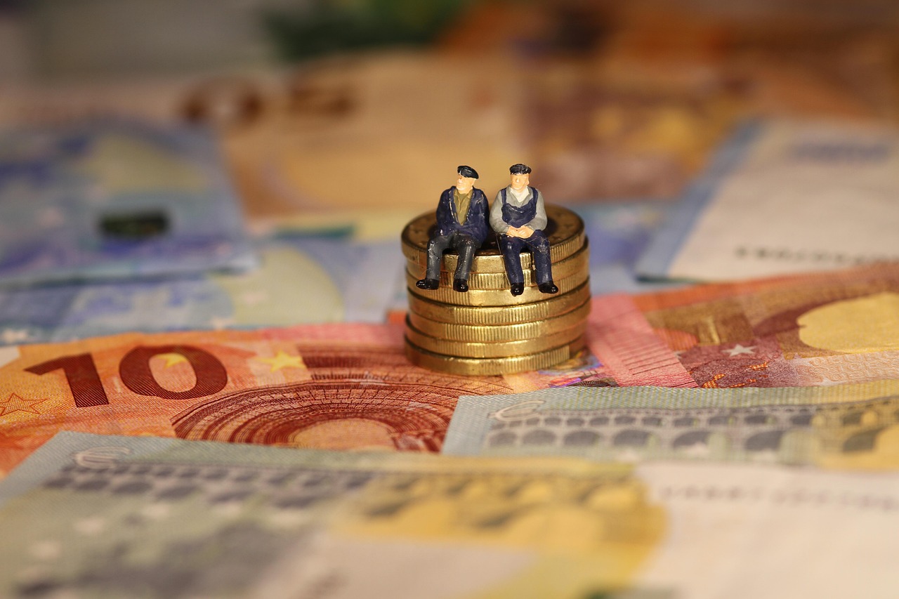 離婚後の保険解約時に返戻金はどのように計算されるのか？