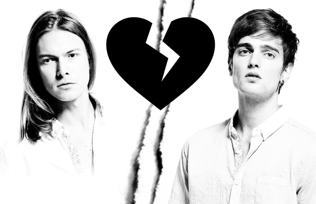 離婚時のペアローン名義変更に必要な書類は何ですか？